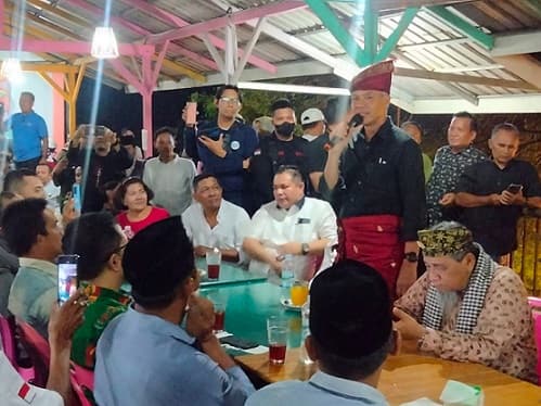 ganjar_tanggapi_pencopotan_baliho_bergambar_dirinya_di_pematang_siantar