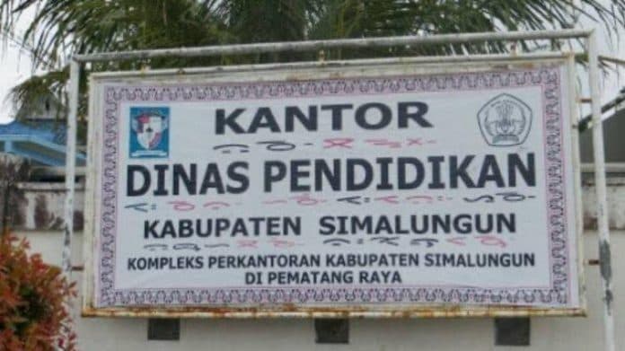 gawat_puluhan_sd_dan_smp_di_simalungun_terindikasi_korupsi_dana_bos