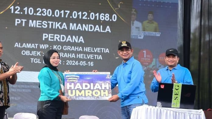 gebyar_paket_umroh_dan_hadiah_pbb_p2_deli_serdang_capai_rp657_miliar