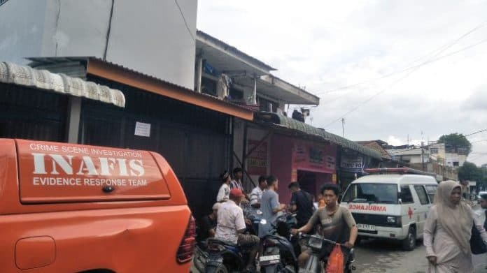geger_mayat_pria_ditemukan_di_kos_kosan_medan_petisah