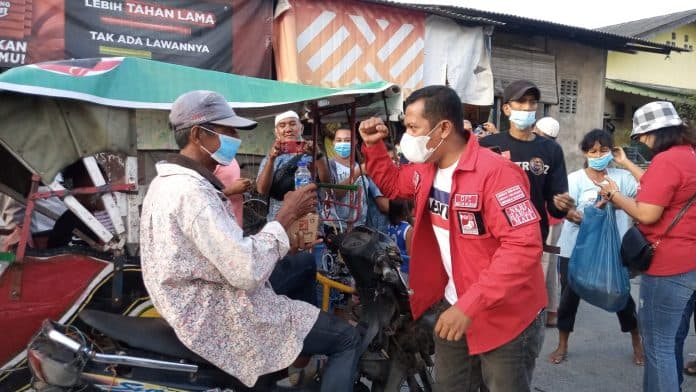 gelar_bakti_sosial_psi_belawan_bagi_ratusan_rice_box