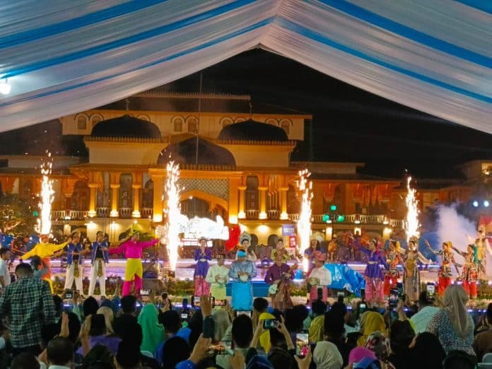gelar_melayu_serumpun_dibuka_sandiaga_uno_puji_provinsi_sumut