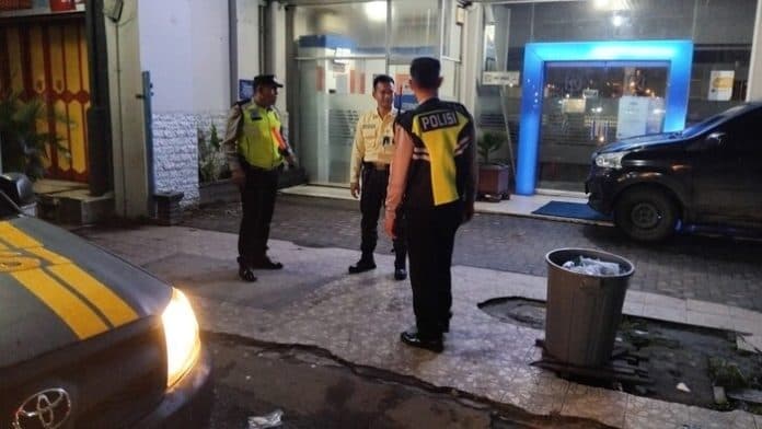 gelar_patroli_blue_light_polsek_padang_hulu_tak_temukan_masalah