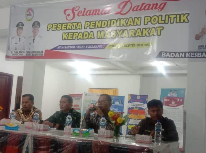 gelar_pendidikan_politik_bagi_masyarakat_ini_pesan_bupati_toba