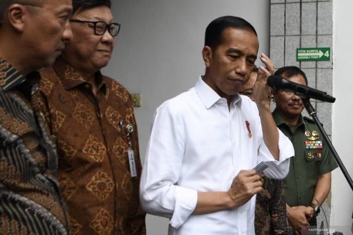 gema_jomin_sebut_8_menteri_layak_dipertahankan