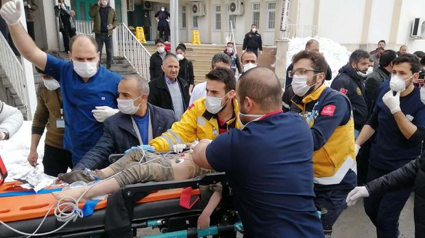 gempa_yunani_turki_korban_jiwa_bertambah_jadi_22_orang