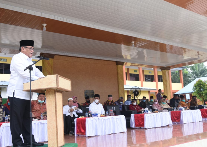 generasi_muda_sering_terbuai_dengan_sosial_media_ini_penjelasan_wabup_deli_serdang