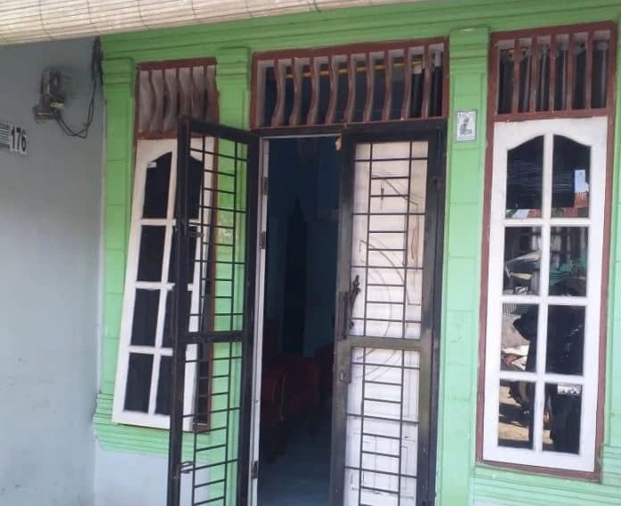 geng_motor_diduga_rusak_rumah_dan_truk_milik_warga_beringin