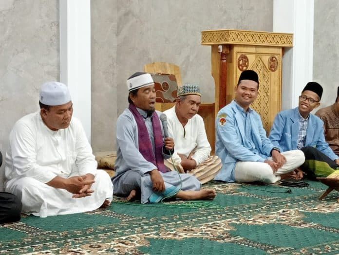 gerakan_subuh_berjemaah_ketua_bkprmi_imam_subuh_di_mesjid_al_hidayah_bsp_lubuk_pakam