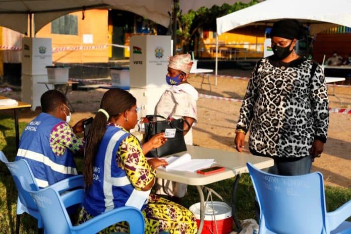 ghana_nyatakan_bebas_dari_virus_marburg_yang_mirip_ebola