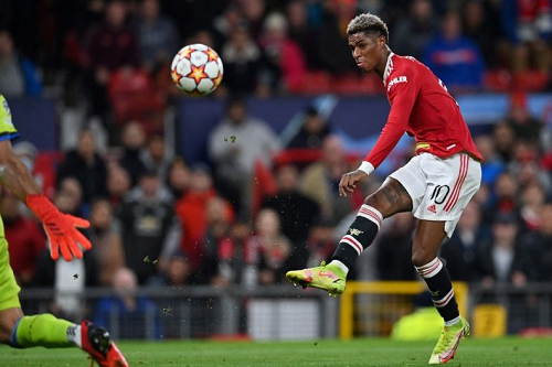 gilas_liverpool_2_1_mu_raih_kemenangan_perdana_di_old_trafford