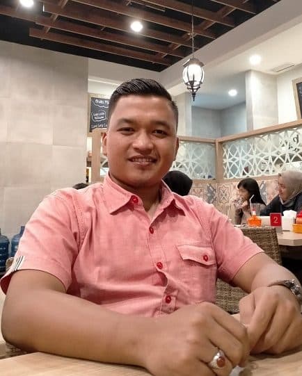 gmki_sesalkan_anggota_dprd_yang_gebrak_meja_may_luther_sinaga_itu_sikap_arogan