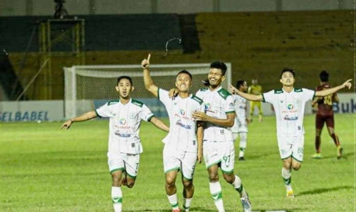 gol_telat_yudi_aditya_antarkan_psms_menang_2_1_melawan_sriwijaya_fc
