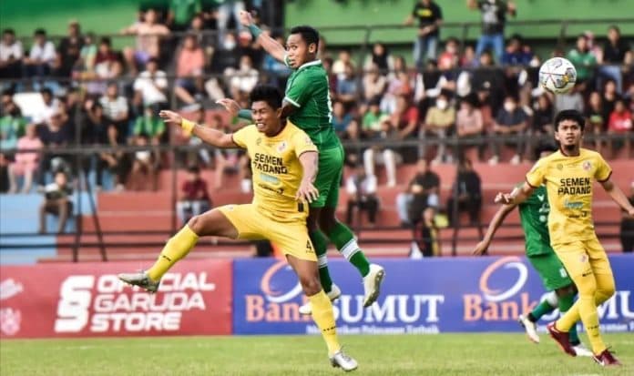 gol_tunggal_ahmad_bustomi_bawa_psms_menang_tipis_1_0_dari_semen_padang