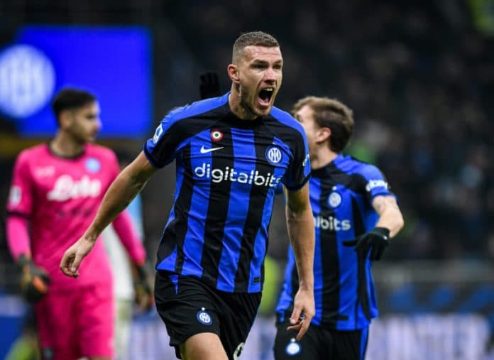 gol_tunggal_edin_dzeko_bantu_inter_milan_kalahkan_napoli