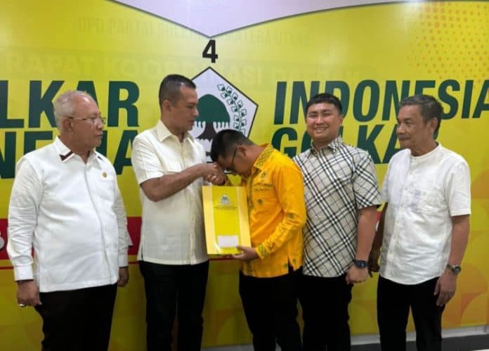 golkar_pilih_rimba_bertuah_jadi_ketua_dprd_labura