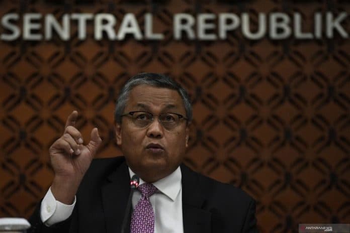 gubernur_bi_dan_ojk_minta_perbankan_turunkan_suku_bunga_kredit