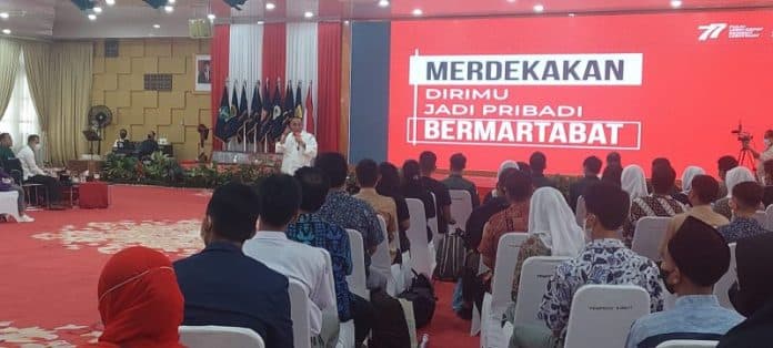 gubernur_sumut_ajak_generasi_z_peringati_kemerdekaan_ri_di_rumah_dinas