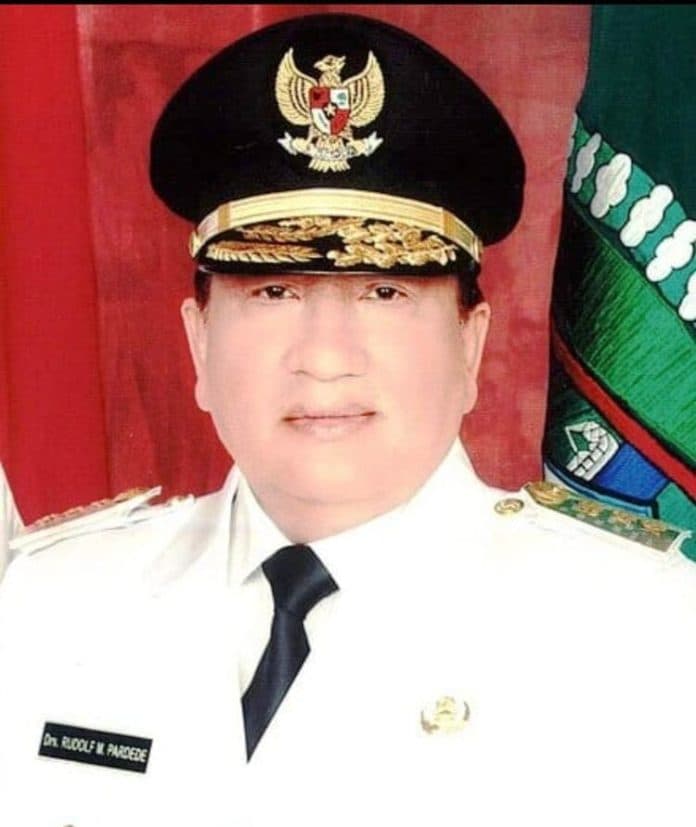 gubernur_sumut_ke_14_rudolf_pardede_berpulang_ucapan_duka_mengalir