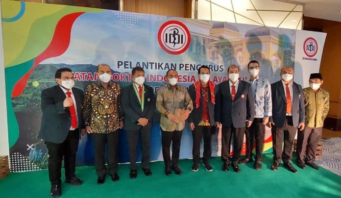 gubernur_sumut_minta_pengurus_baru_idi_sumut_bantu_penanganan_pandemi