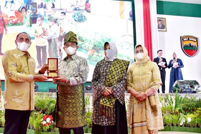 gubsu_terima_kasih_dan_selamat_bertugas_mayjen_hassanudin