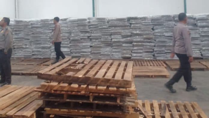 gudang_logistik_pilkada_deli_serdang_dijaga_ketat_polisi