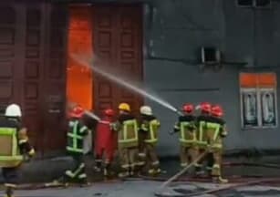gudang_pt_sinergi_partsindo_jaya_musnah_terbakar_ini_penyebabnya