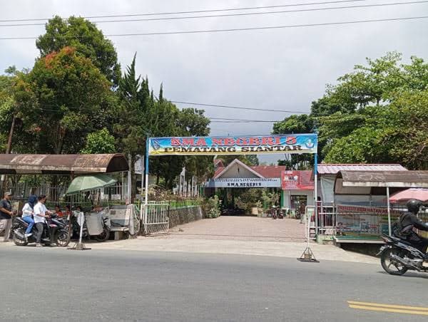 gugatan_lahan_sman_5_masuk_agenda_kesimpulan_pn_siantar_tidak_disidangkan