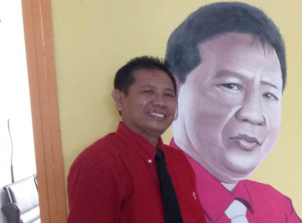 gugatan_re_siahaan_terhadap_kpk_kembali_ditolak_di_pt_medan_kuasa_hukum_ajukan_kasasi