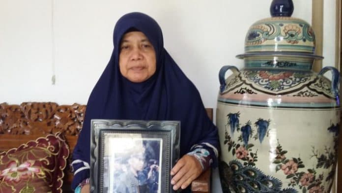 gugur_dalam_misi_perdamaian_pbb_sang_ibu_kenang_kedekatan_serma_rama_wahyudi