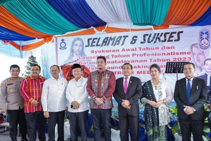 guna_tarik_investor_bobby_nasution_imbau_masyarakat_medan_hidup_rukun_dan_harmonis
