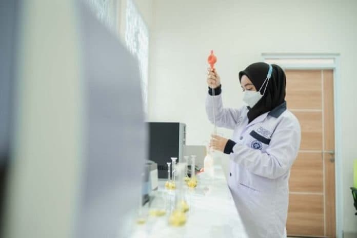 guru_besar_unpad_temukan_tumbuhan_aglaia_untuk_obat_kanker