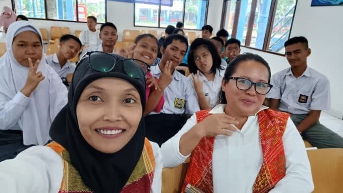 guru_slb_songsong_era_digital_di_dunia_pendidikan