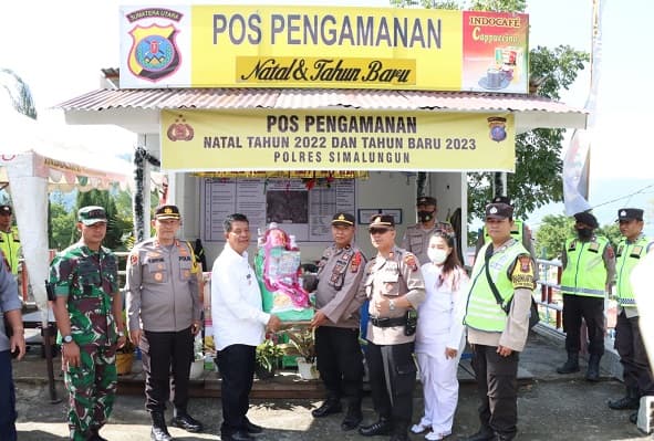 h_1_natal_14_ribu_kenderaan_masuk_ke_simalungun_bupati_dan_forkopimda_tinjau_pospam
