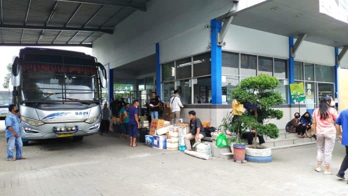 h_5_lebaran_penumpang_bus_belum_meningkat_signifikan
