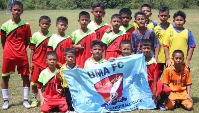 hadiah_turnamen_sepak_bola_rp25_ribu_ibu_pemain_curhat_di_medsos_dan_viral