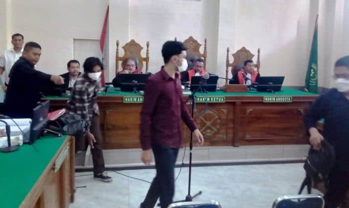 hadiri_sidang_di_pn_medan_lpsk_dampingi_ken_admiral