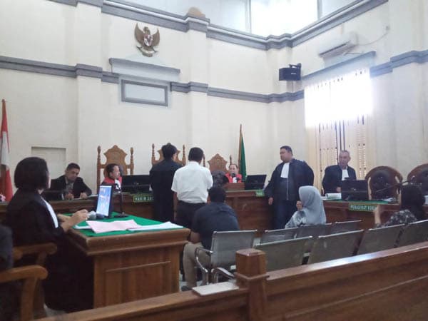 hakim_desak_jpu_jadikan_2_saksi_kasus_korupsi_mahad_uin_su_jadi_tersangka