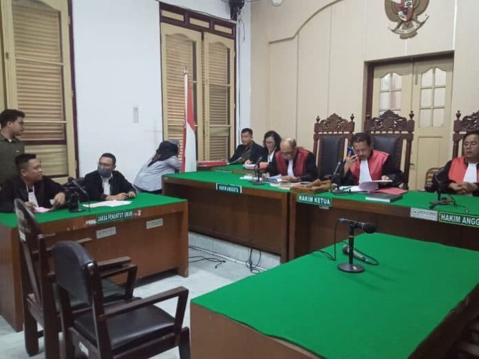 halangi_jurnalis_meliput_rakes_divonis_majelis_hakim_pn_medan_pidana_penjara_1_tahun
