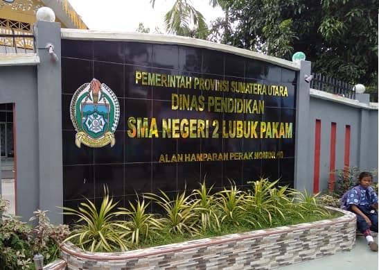 hampir_akhir_tahun_dana_bop_tingkat_sma_dan_smk_deli_serdang_tak_kunjung_turun