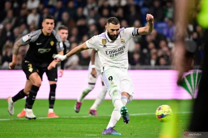 hancurkan_elche_4_0_real_madrid_pangkas_jarak_dengan_barcelona