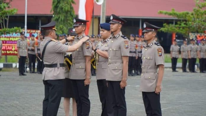 handiri_pelantikan_441_bintara_polri_ini_pesan_plt_bupati_langkat