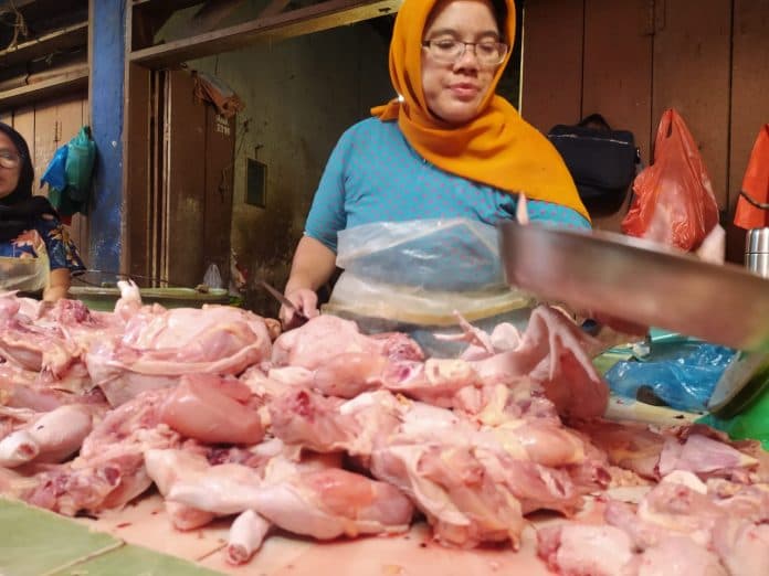 harga_bahan_pokok_di_siantar_belum_terpengaruh_kenaikan_harga_bbm
