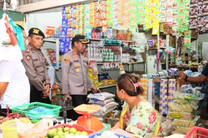 harga_beras_naik_kapolres_batu_bara_sidak_sejumlah_pasar