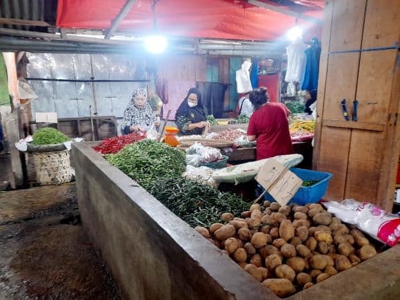 harga_cabai_rawit_di_siantar_melijit_buat_ibu_ibu_mengirit