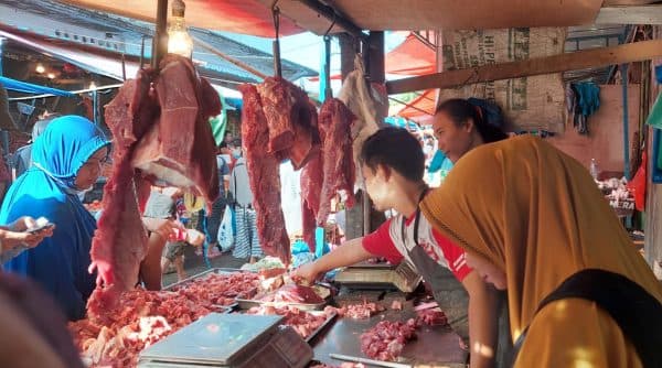 harga_daging_mulai_naik_di_medan_imbas_kenaikan_nasional