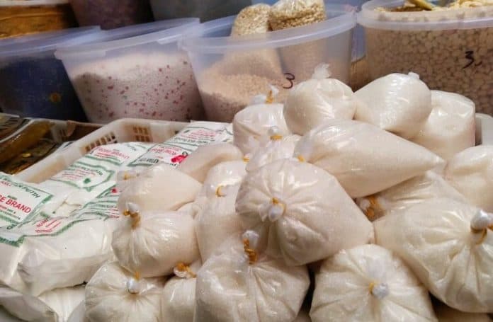 harga_kebutuhan_pokok_di_pasar_horas_terpantau_stabil_saat_ramadhan