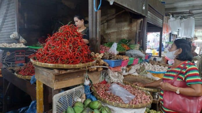 harga_komoditas_naik_permintaan_turun_50_persen