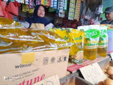 harga_minyak_goreng_dan_telur_di_siantar_mulai_turun