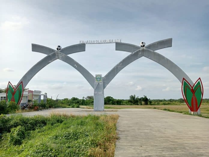 hari_ini_presiden_jokowi_resmikan_sport_center_dan_bendungan_lau_simeme_di_deli_serdang